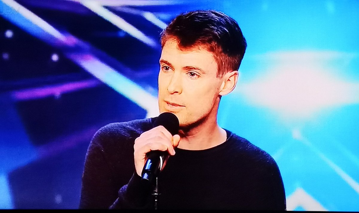 Oxfordshire_FBU's tweet photo. Two of our very own smashing it on @BGT with 'Leave a light on' Well done Team!👏✊@davidwalliams @AleshaOfficial @FireFightersUK #BritainsGotTalent #LeaveALightOn https://t.co/oxlmAKDCq1