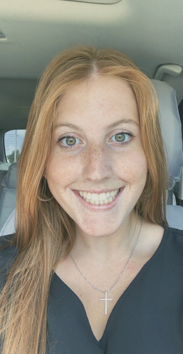 karalineklakamp's tweet photo. are twitter selfies still a thing? https://t.co/eLJiNGjHjX