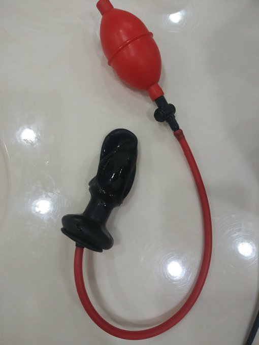 Can we all just take a moment and appreciate this poor butt plug? Its grown with me over the last two<a href="/tag/rush"class="tags"><span>#rush</span></a><a href="/tag/yum"class="tags"><span>#yum</span></a><a href="/tag/thankyou"class="tags"><span>#thankyou</span></a><a href="/tag/igetitnow"class="tags"><span>#igetitnow</span></a><a href="/tag/poppercum"class="tags"><span>#poppercum</span></a><a href="/tag/i"class="tags"><span>#i</span></a>