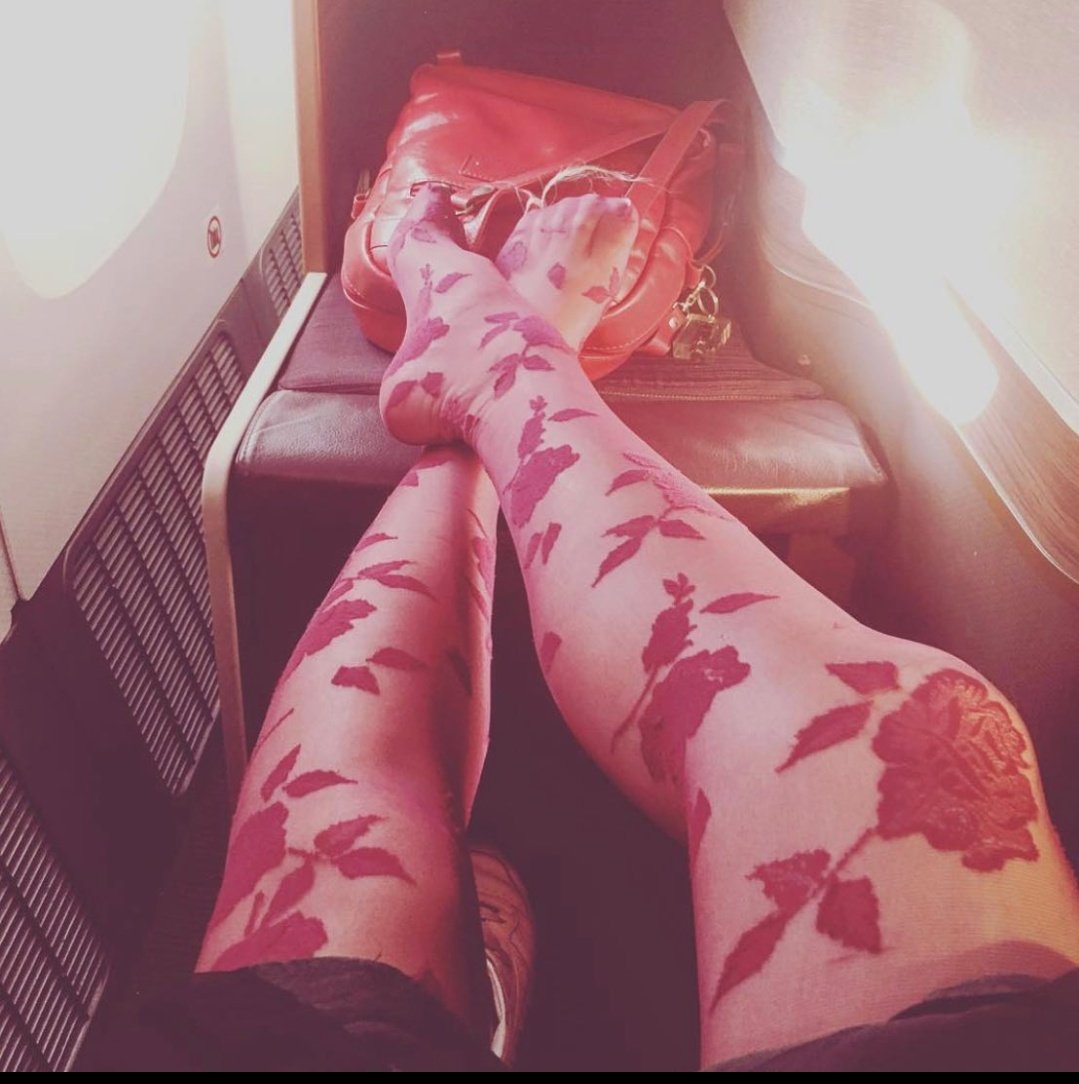 aksnesana tweet picture