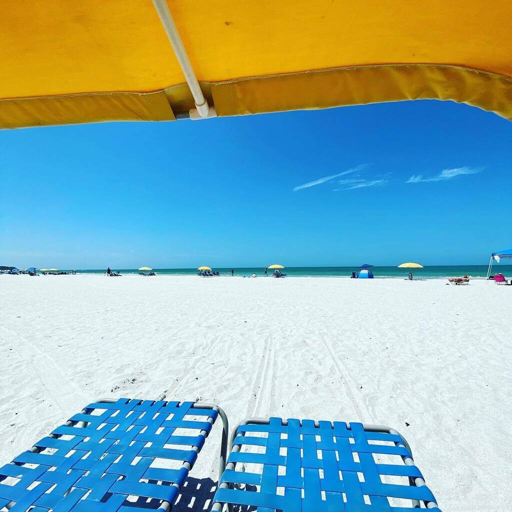 #socialdistancing instagr.am/p/CAi33PfgevYw…