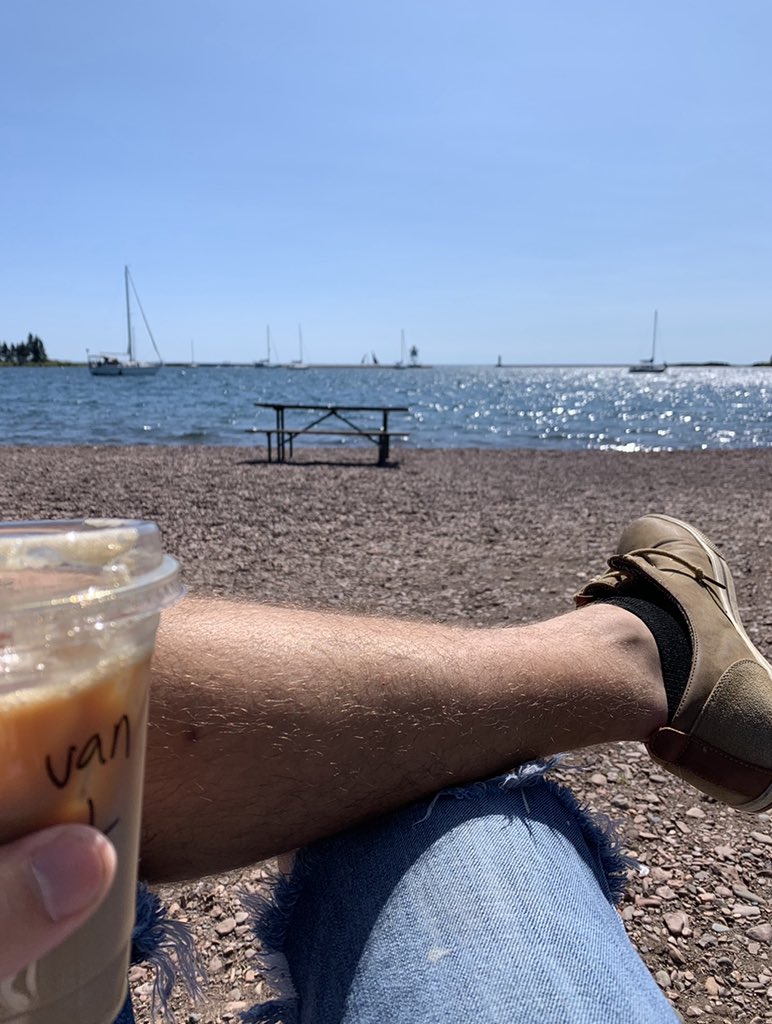 ChrisParno's tweet image. Heading up the North Shore for some cabin time!! Auggies first trip!! Milo will clearly be back in dog heaven as well. #Lutsen #GrandMarais #LakeSuperior  #NorthShore #LandOfNoService