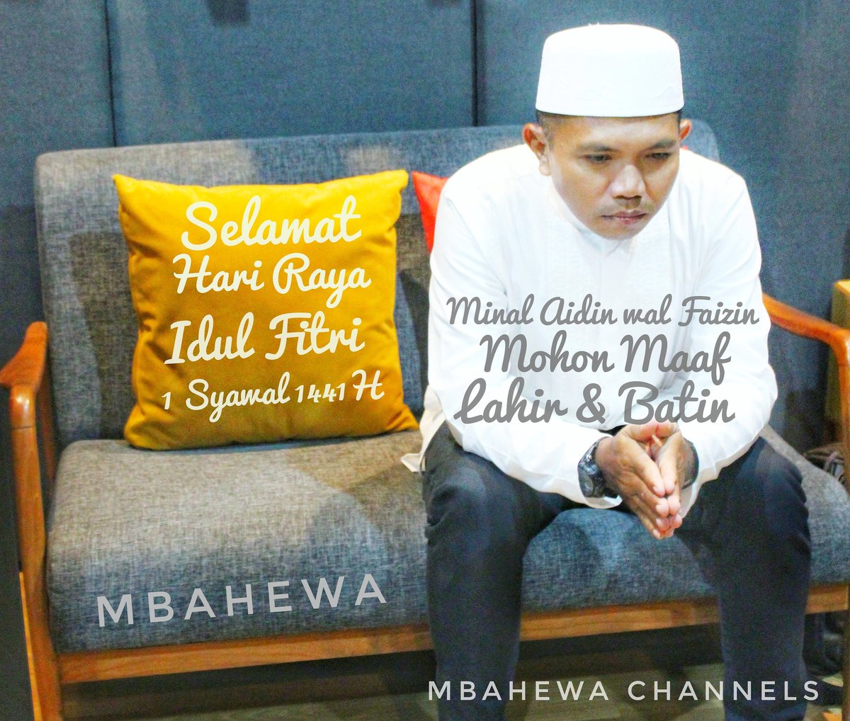 *Selamat Idul Fitri 1 Syawal 1441 H, mohon maaf lahir &amp; bathin*...
*Taqoballallahu minna wa minkum, shiyamana wa shiyamakum... taqobbal yaa kariim...*
semoga amal ibadah kita diterima oleh Allah SWT, diampuni segala dosa dan menjadi hambaNya yang _mutaqin_ Amin
<a href="/MbahewaMitzil/">mbahEWA</a>