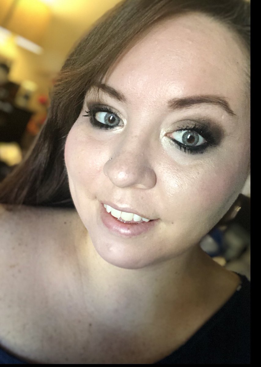 kspitznogle's tweet photo. Natural light, eye make up, and blush!! โค๏ธ๐๐ค๐. #makeupnewbie #eyemakeup https://t.co/lw6xhLerek