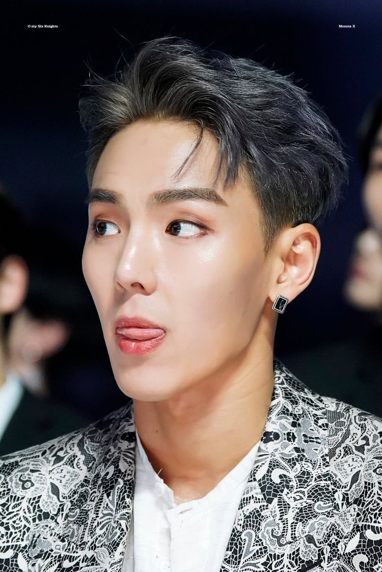 shownu : a thread but it gets weirder the more you scroll