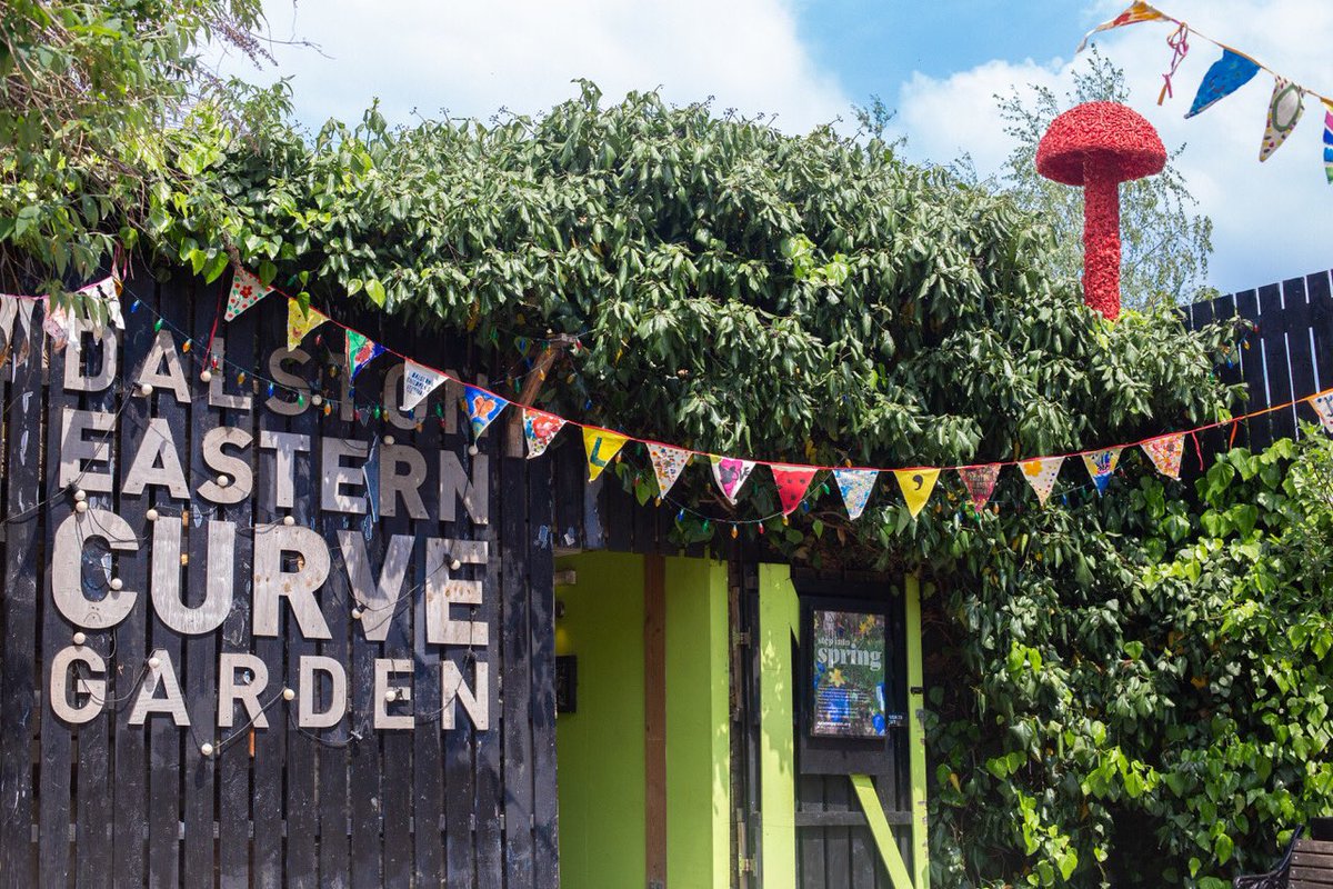 EasternCurve's tweet photo. A big shout out to #Hackney children on what would have been Day One of this year’s  #dalstonchildrensfestival We are so sad we couldn’t have fun together here  today, but we will be back  cooking pizzas, sowing seeds, making art and dancing with you all as soon as we can! https://t.co/OuGqToq3G7
