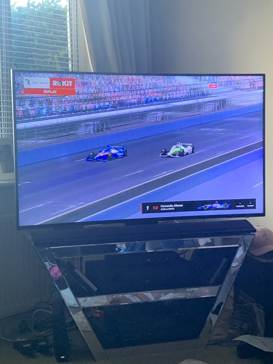 leandra23xx's tweet photo. What a race! Hoping @alo_oficial can repeat this win at the Indy 500! #LegendsRace https://t.co/PrYW6V794m