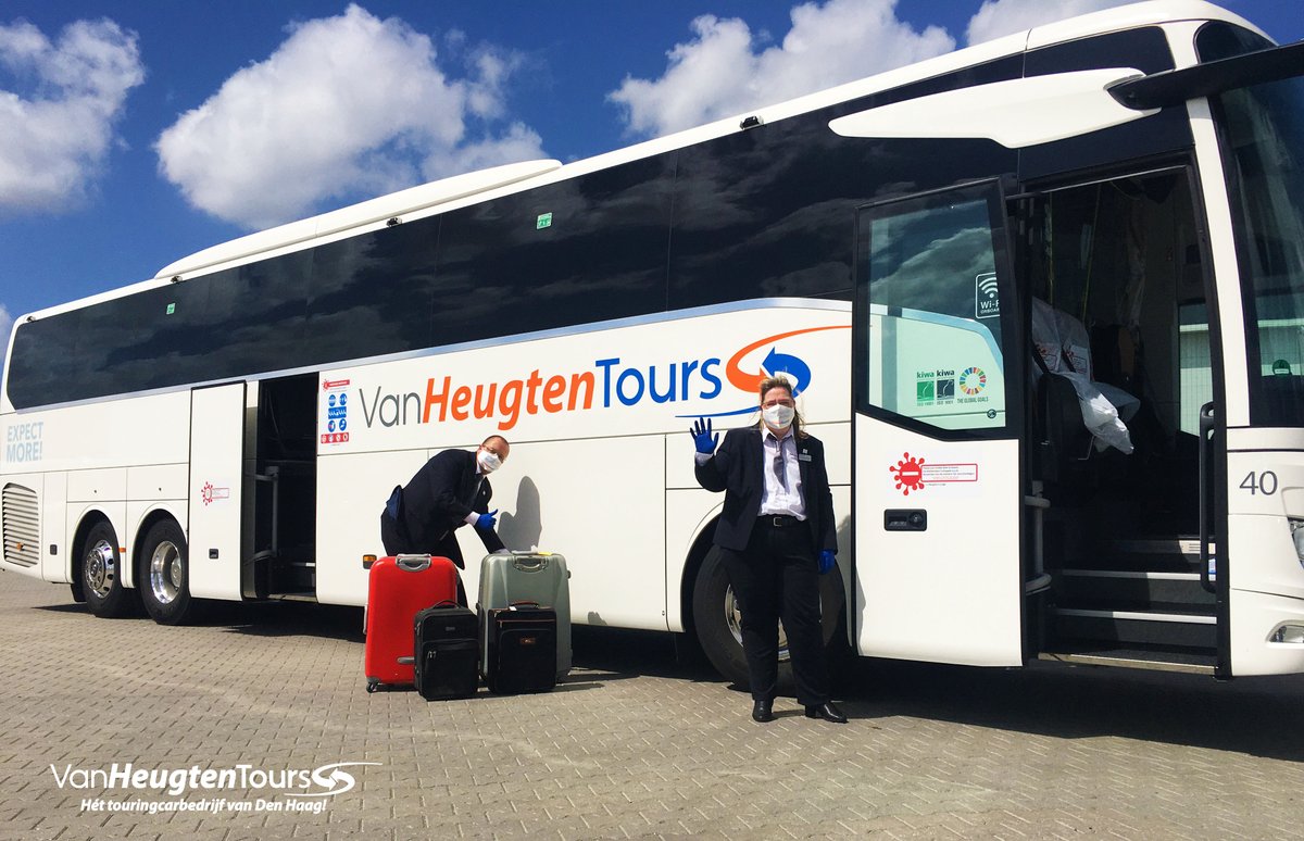 VanHeugtenTours's tweet photo. U vraagt zich af of wij nog rijden? TUURLIJK! 🚌
De gezondheid en veiligheid van onze medewerkers en passagiers is onze topprioriteit. Ondanks alle beperkingen kunnen wij onze passagiers een veilige reis aanbieden.
#schoolkamp #bushuren #buscompany  #RIVM #denhaag #coronaproof https://t.co/PF8ZmJFdQB