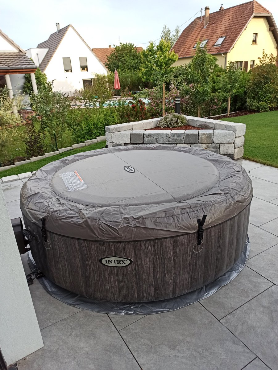 ThorAndCo tweet media