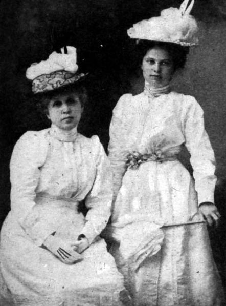 Dorothy was born on February 17 1879 to economics professor James Hulme Canfield (pic1) & artist Flavia Camp (pic2), a couple who were outspoken advocates of women’s rights & Progressive causes. She was named after Dorothea Brooks, the heroine of George Eliot’s novel Middlemarch.