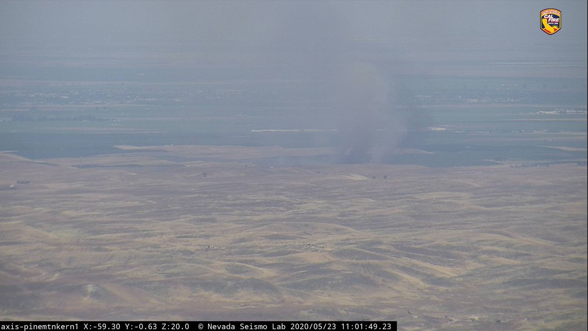 barkflight's tweet image. Near Delano -- #KernCountyFire on a brush fire along at Highway 65 and Snow Queen Avenue.