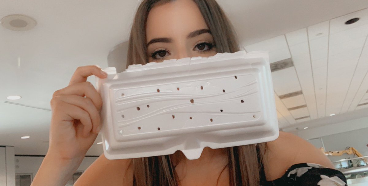 stclairashley's tweet image. Did I do it right, Alyssa? #WearAMask