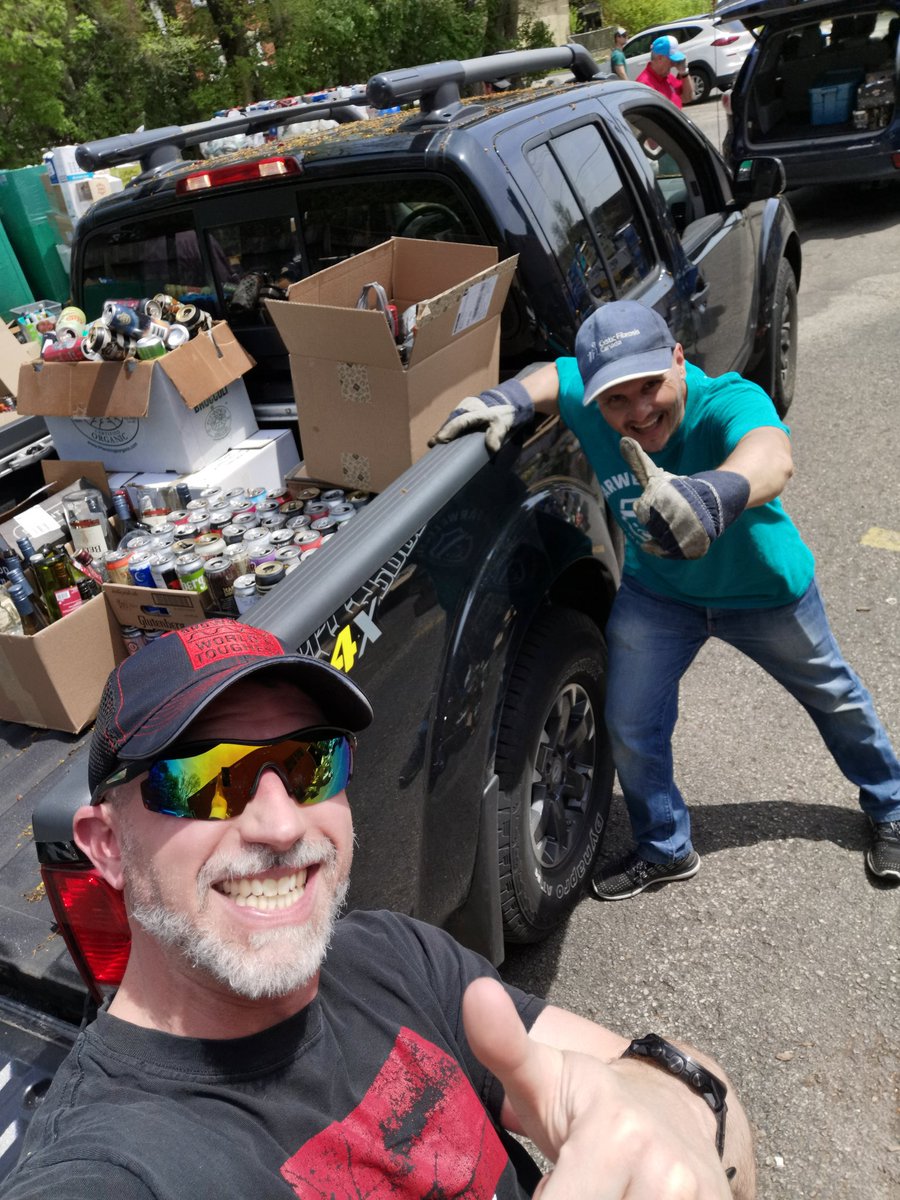 dieselRuns's tweet photo. Empties drop off in support of @farwell_WR #Farwell4Hire - these guys are working HARD! Drop off on until 3pm at 26 Elm St, Kitchener. #kwawesome https://t.co/tKc0HhCeU1