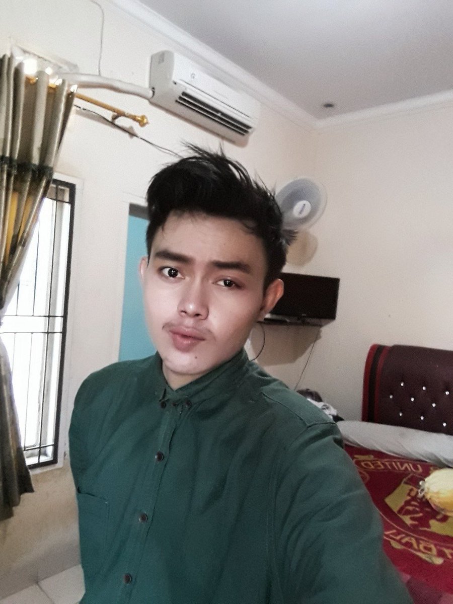 Bayuwaraa's tweet photo. Ramadhan Kareem💚 https://t.co/3H4JW1m1fR