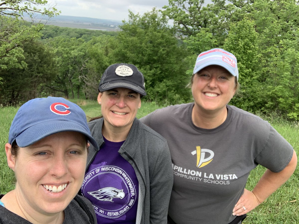MandyColpitts's tweet photo. Hiking at Hitchcock today! #THISISIOWA #MyCountyParks https://t.co/kivSo4DhoH