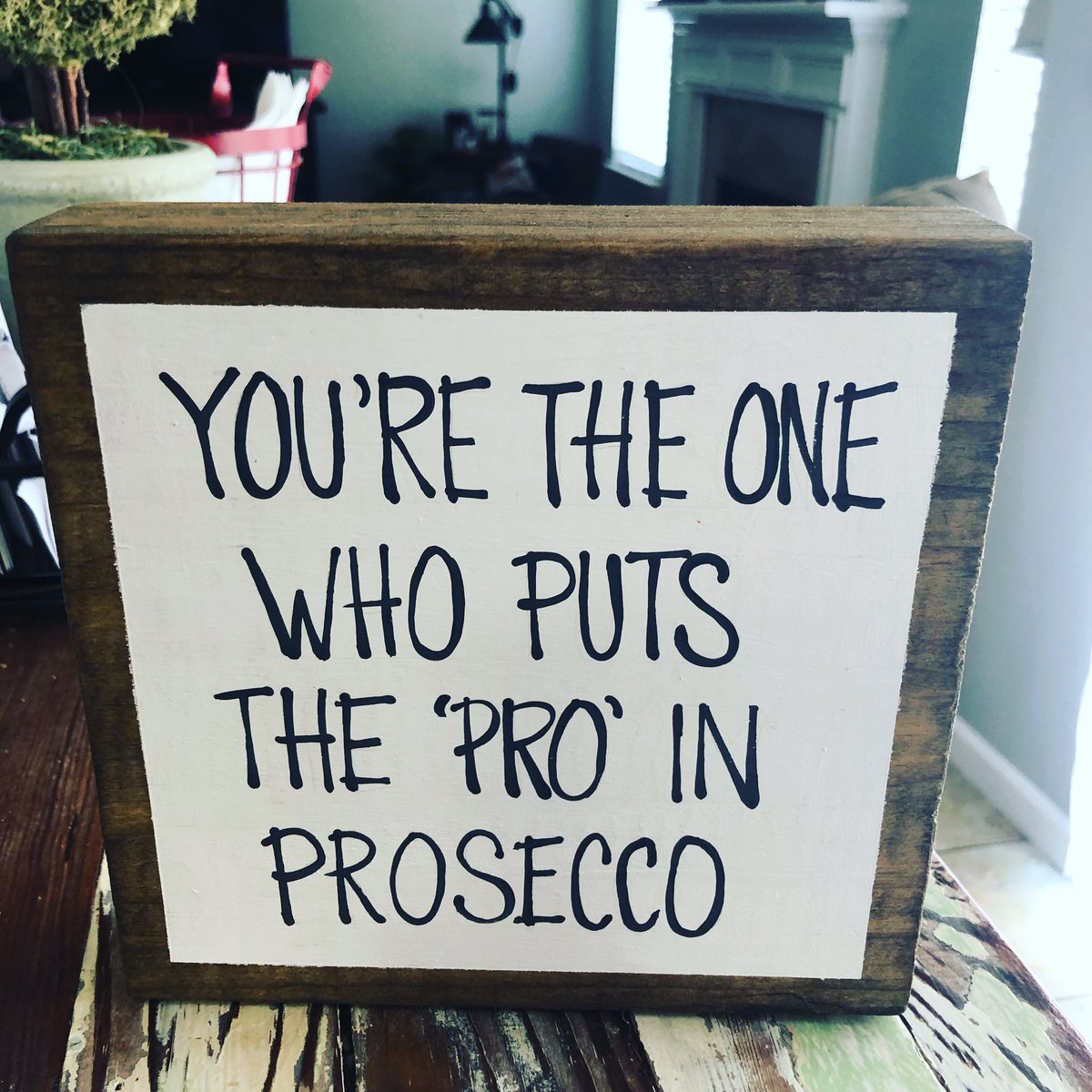 jcanglin's tweet photo. I guess if I have to be a ‘pro’ at something...I’m ok with this one 💁🏻♀️🍾🥂 #workingthisweekend #allweekendlong #callifyouneedtipsfromthepro https://t.co/OaSfe3nhQE