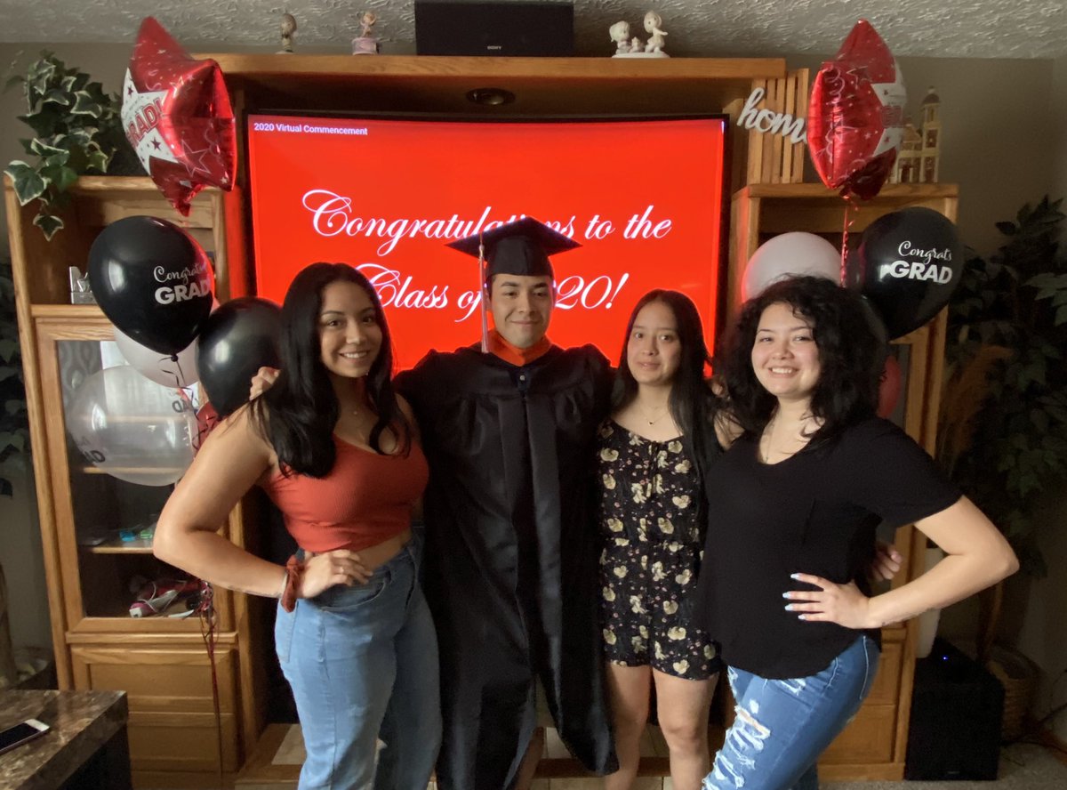 DianaG246's tweet image. Congratulations to our son Stephen Orona! Graduate Magna Cum Laude in Bachelor of Mechanical Engineering! #RPI2020Grad