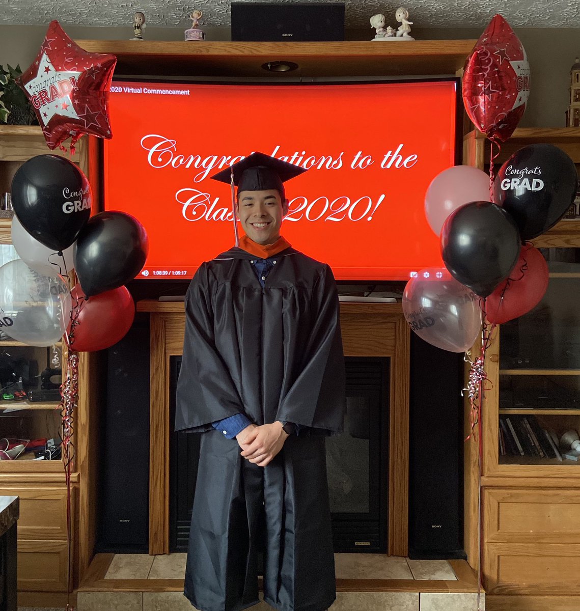 DianaG246's tweet image. Congratulations to our son Stephen Orona! Graduate Magna Cum Laude in Bachelor of Mechanical Engineering! #RPI2020Grad