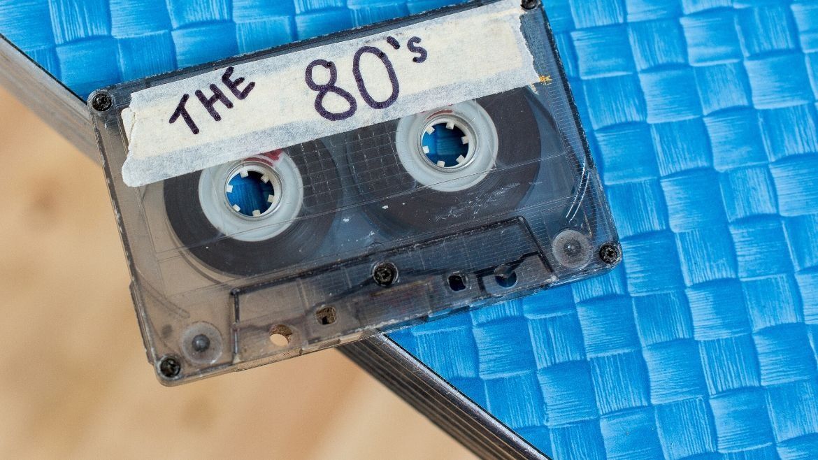 PippoBr's tweet photo. Discovering the 80s. Colorful, bold, and like it or not they are back in full force. https://t.co/IfMehQz3ar #1980s #vintagefashion #vintagestyle #80sfashion https://t.co/hbt0F6p95v