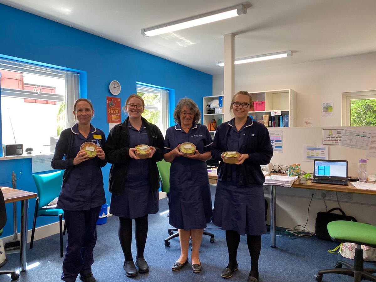 SVMandir_MK's tweet photo. Day46 SSVM Helping hands Volunteers delivered food to NHSMk wards and TVPMK. This work has been supported by funding from MK Community Foundation
#Togetherwecanmakedifference #FeedTheFrontliners #SVMandir_MK #loveMK #Covid19UK
@ComActMK @MKComFoundation @MKHospital @tvp_mk https://t.co/EgRwVyzNHs