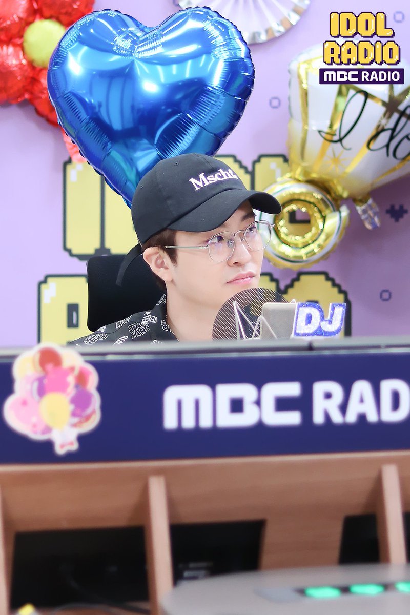 • 109 •200518 — first day as a permanent DJ on idolradio  #영재  #YOUNGJAE  @GOTYJ_Ars_Vita #GOT7    #갓세븐  @GOT7Official