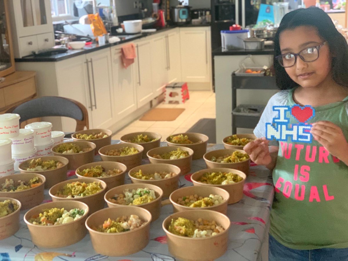 SVMandir_MK's tweet photo. Day46 SSVM Helping hands Volunteers delivered food to NHSMk wards and TVPMK. This work has been supported by funding from MK Community Foundation
#Togetherwecanmakedifference #FeedTheFrontliners #SVMandir_MK #loveMK #Covid19UK
@ComActMK @MKComFoundation @MKHospital @tvp_mk https://t.co/EgRwVyzNHs