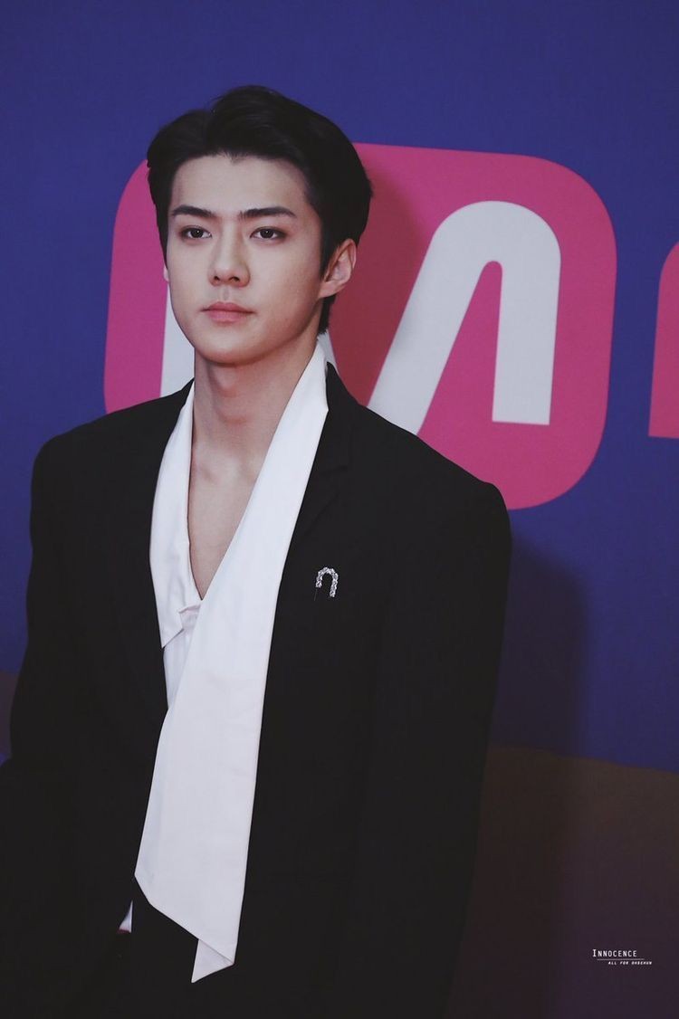 loeydsaa's tweet photo. ای یه هویی دلم برا سهون تنگ شد
@weareoneEXO 🌌 @exoonearewe 🌠
@layzhang 🦄 @B_hundred_Hyun 🍓 https://t.co/O2JRHAhcdJ