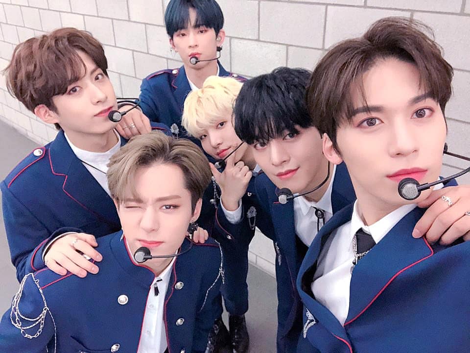 a thread of oneus but they get older as you keep scrolling