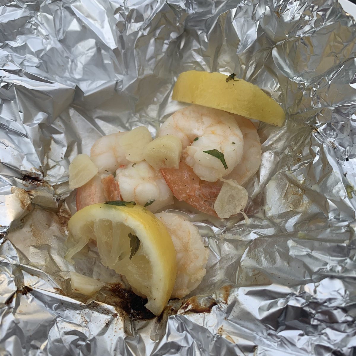 Tea is courtesy of @woodcraftfolk’s #BigCampIn cook-off: campfire prawns with lemon and garlic butter (with thanks to our local, sustainable fishmonger @OOTBFish)