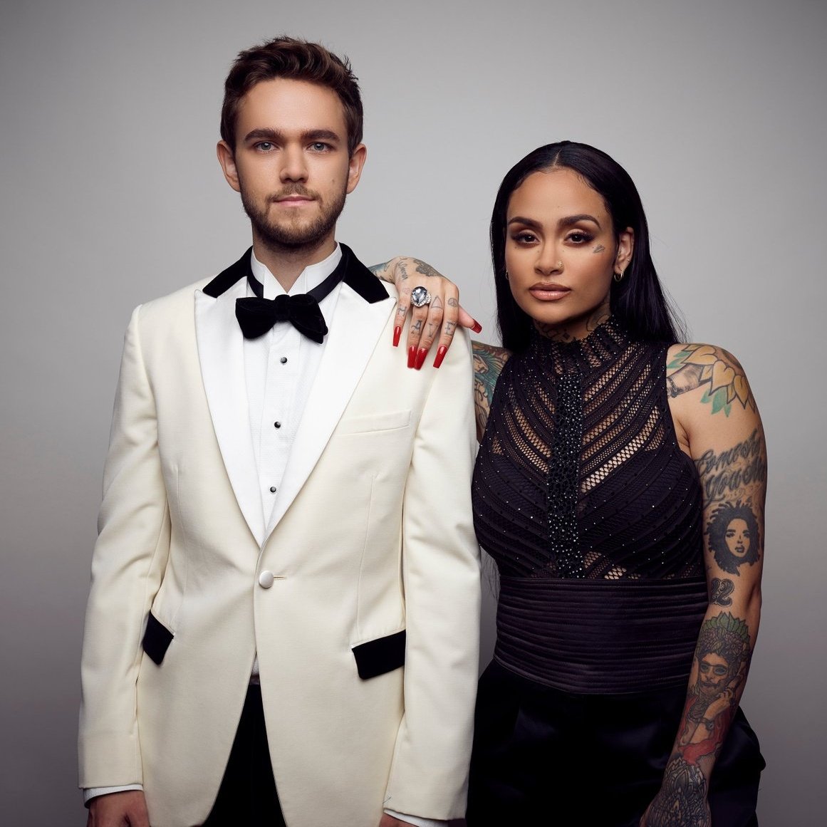  @Zedd 𝐰𝐞𝐚𝐫𝐢𝐧𝐠 𝐬𝐮𝐢𝐭𝐬 - 𝐚 𝐭𝐡𝐫𝐞𝐚𝐝 ✰