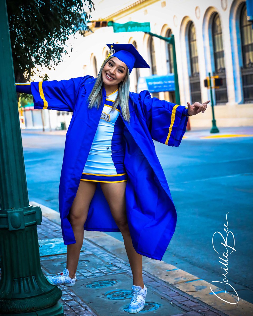 cheer_eastwood's tweet photo. Congratulations to our very own Amanda Torrez! UTSA gained a fierce Cheerleader with a heart of gold! ๐ฃ So proud of you! โฅ๏ธ #foreveratrooper #futureroadrunner @UTSAcheer https://t.co/GNeTkSpESx