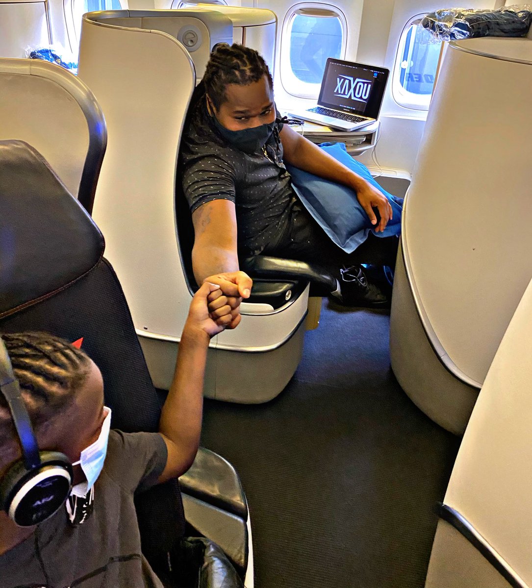 DjxaxouT's tweet photo. Xaxou MOVIN’🤜🏾...
#daddyandson #papalife #intheplane✈️ https://t.co/Im0RUT61VY