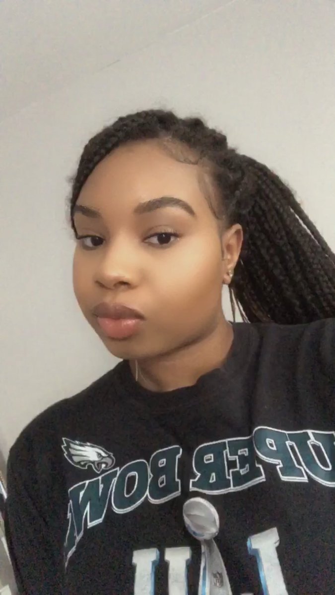 alanaj____'s tweet photo. Thank you for the bright under eye tip Arnell!!! 😍😍😍 and teddy bronzer from fenty is amazing girly 👏🏽👏🏽🥰🥰@arnellarmon #Arnell https://t.co/69W9xlozO9