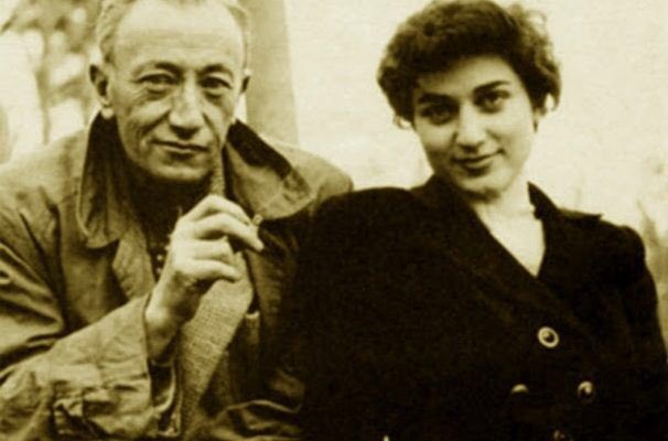 Uzun bir yoldan sonra denizi görmek gibisin.

Sait Faik Abasıyanık