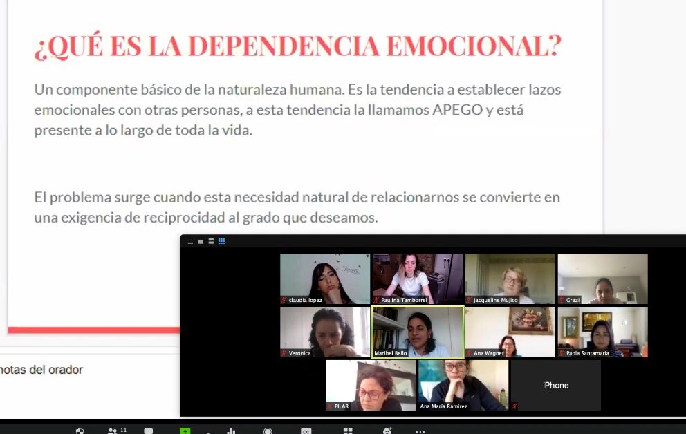 paulinatambor's tweet photo. Incredible to harness the wisdom and talents from within the #EmpoderandoPadres group; today a parent taught us of leadership and emotional dependence.

It was Maribel’s first time teaching and using #GoogleSlides— she nailed it! https://t.co/SWnWrtQRdB