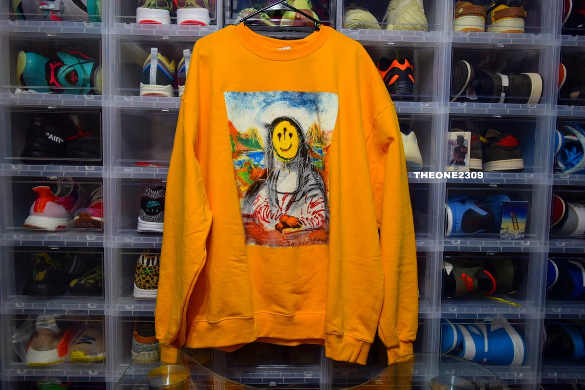 JsForWeeks's tweet photo. Atmos or Susan’s? @snkr_twitr @kustoo @iAmTMCII @JamarroBrown @ComplexSneakers @GriseldaRecords @SneakerAdmirals @isaacpelayo @WESTSIDEGUNN @KiCKS0L0GY @RyShute4 @SeanEubanks001 @Stephypenguinoo #preyforparis #gxfr https://t.co/V3HdBA13Xr