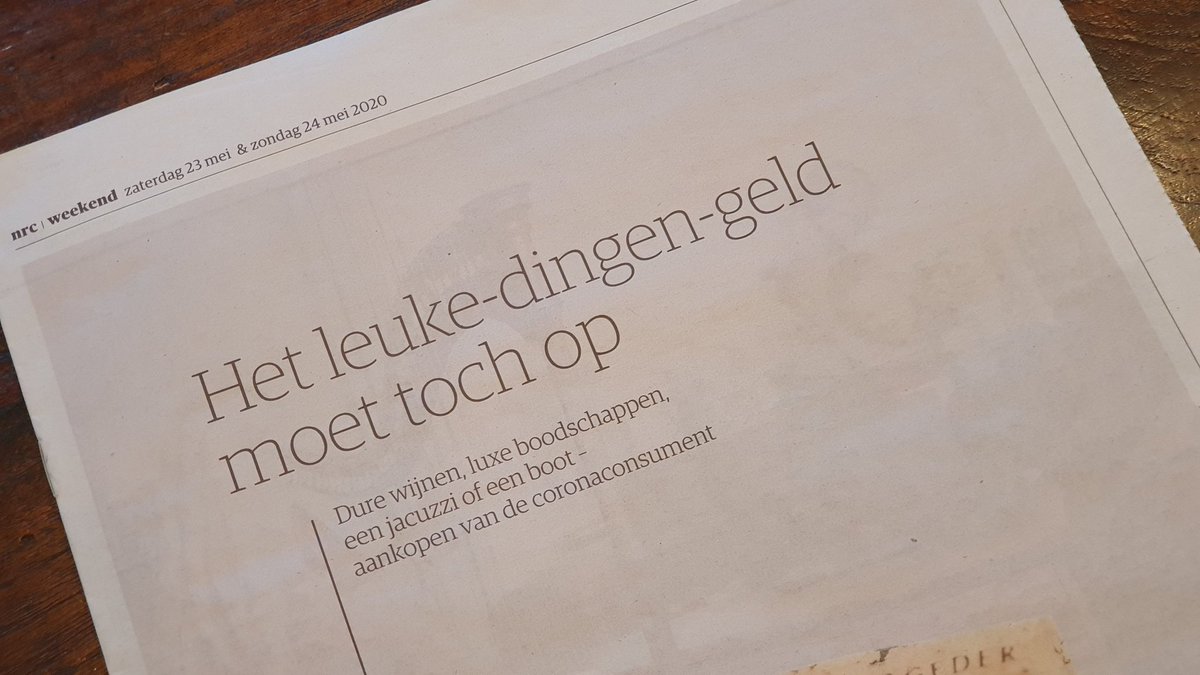 govertschilling's tweet photo. wat is het toch af en toe een rare elitaire krant. 160.000 werklozen erbij, talloze eenmanszaken failliet, extra toeloop bij de voedselbank, en dan zo'n kop/artikel 🥴 https://t.co/e1odNgrJ42
