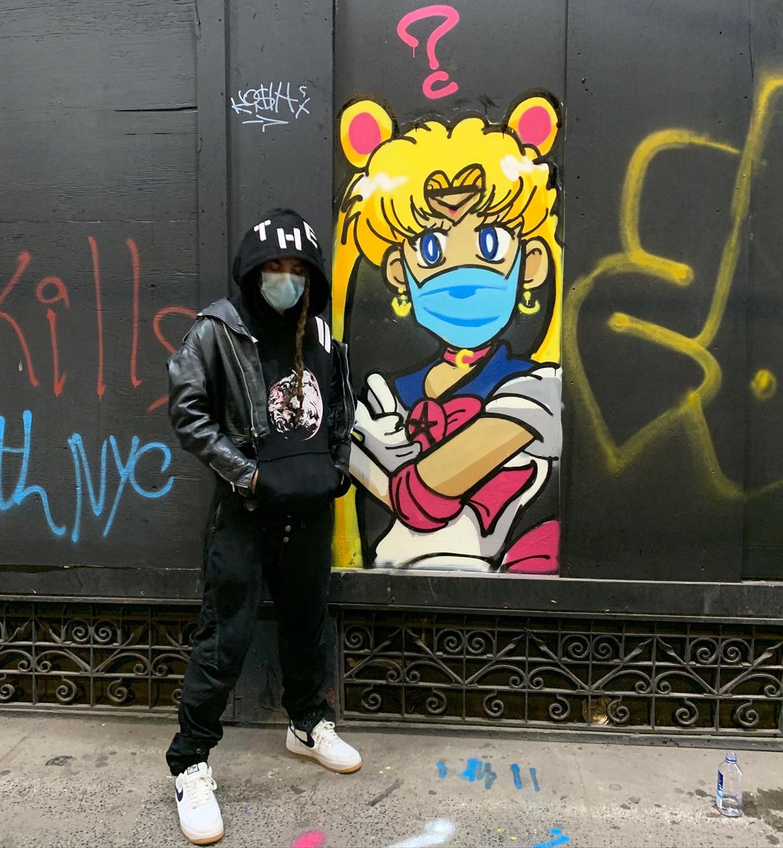 joecraaze's tweet photo. #PCasso outside. @_pdotc https://t.co/MqsqHKfWTc
