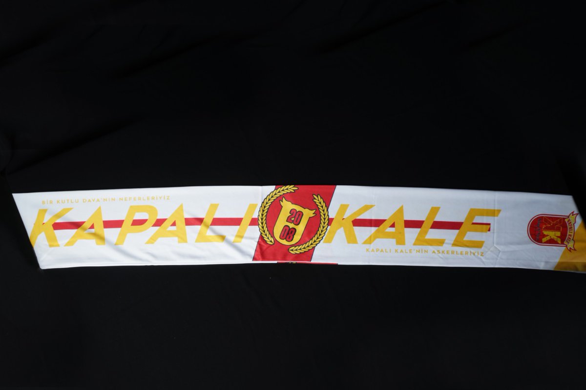 suleyman_akinn's tweet photo. Büyük Kayserispor taraftarına özel çekiliş !
1 adet tüm takım imzalı forma, 100 adet atkı, 20 adet şapka hediye ediyoruz.
Çekilişe katılmak için; @suleyman_akinn ve @kysrmedya
 hesabımızı takip edip
-Bu tweeti RT etmeniz yeterlidir.
Çekiliş 6 Haziran Cumartesi günü açıklanacaktır https://t.co/LuCbg1HxAy