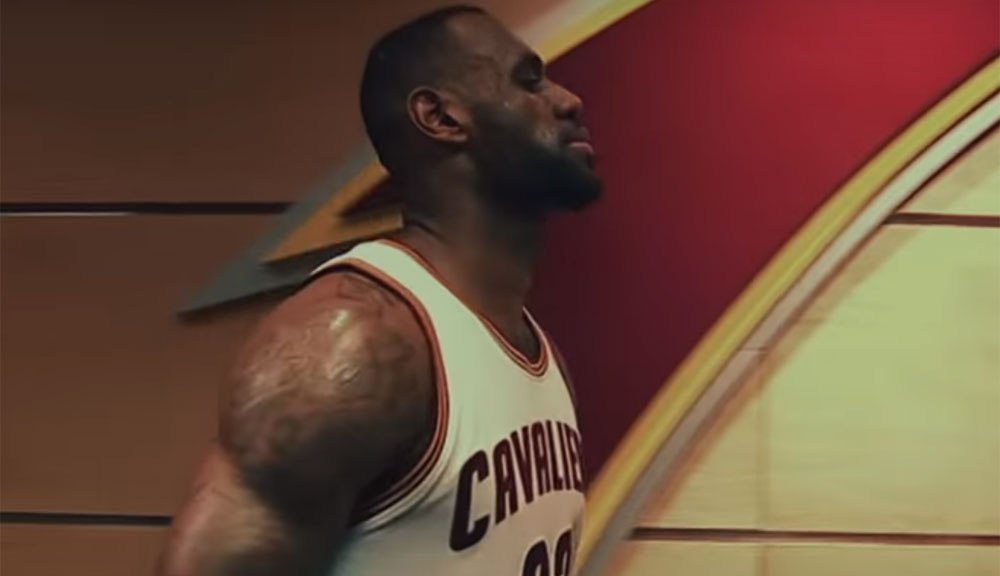 ForTheWin's tweet photo. See an epic, inspiring new Nike ad narrated by LeBron James https://t.co/795OVcgkV0 https://t.co/r3AI1VrErN