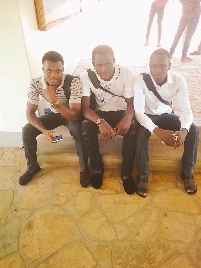 moise_sandani's tweet photo. https://t.co/x4AEXVVzsw