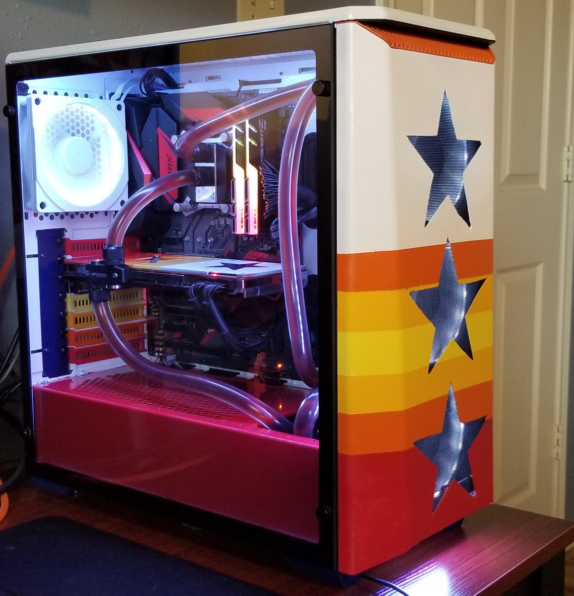 Believe it or not, the types of #custombuilt PC's we make aren't limited to the ones on our store. Whether you're looking for a specific sports theme or a decal of your #Twitch logo, we've got you. DM us your idea!

artesianbuilds.com/gaming

All credit: reddit.com/u/stormiles