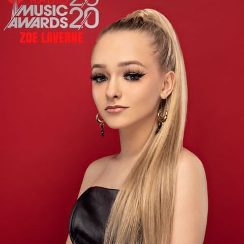 𝐌𝐢𝐚 𝐖𝐡𝐢𝐭𝐞 𝐒. on Twitter: "Ya estaba lista así que me dirigí al hotel