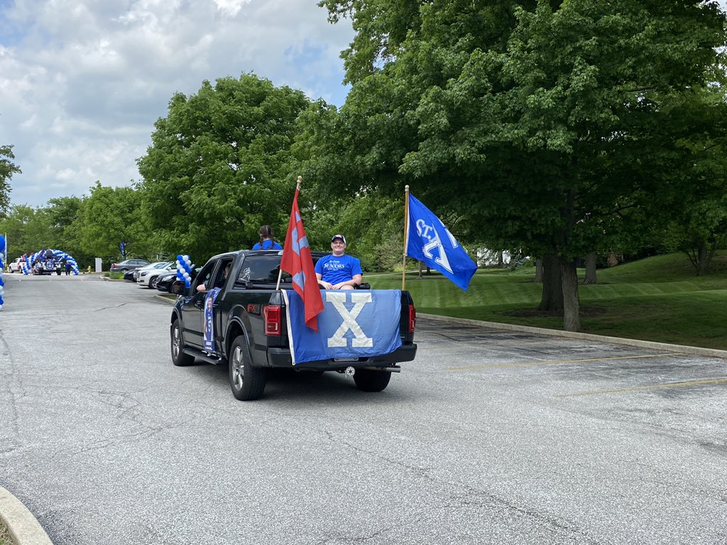 stxinfo's tweet photo. The Class of 2020 had a socially distanced parade today to celebrate their entry into the Long Blue Line of alumni! #stx2020 #longblueline https://t.co/W6HPGlVa0V