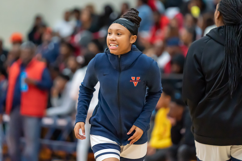Join us Sunday at 7 for a special #TalkingPrepsCLT:
"The Lost Season." Talking to high school kids about the season they lost.

At Vance High, M'Kaylah Marshall lost a chance to play in the state final.

On Facebook: bit.ly/2TyBQza
On Twitter: bit.ly/2TBFAAa