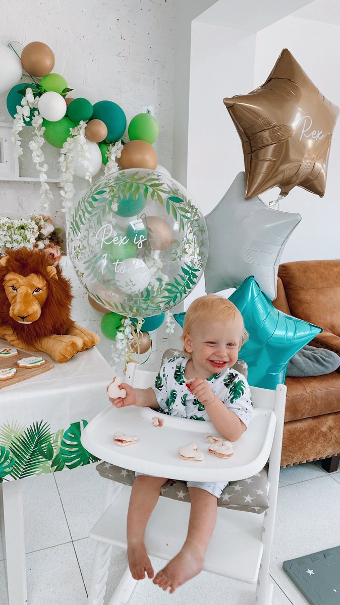 Stacey Solomon tweet media