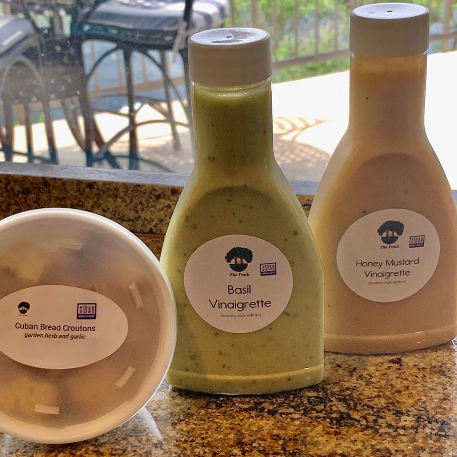 TrailsGolfClub's tweet photo. Chef Trey’s famous housemade salad dressing is now available in The Trails Grill! For $8 you can get a 10 oz housemade dressing with a bowl of housemade croutons! https://t.co/F5UUqCCx75