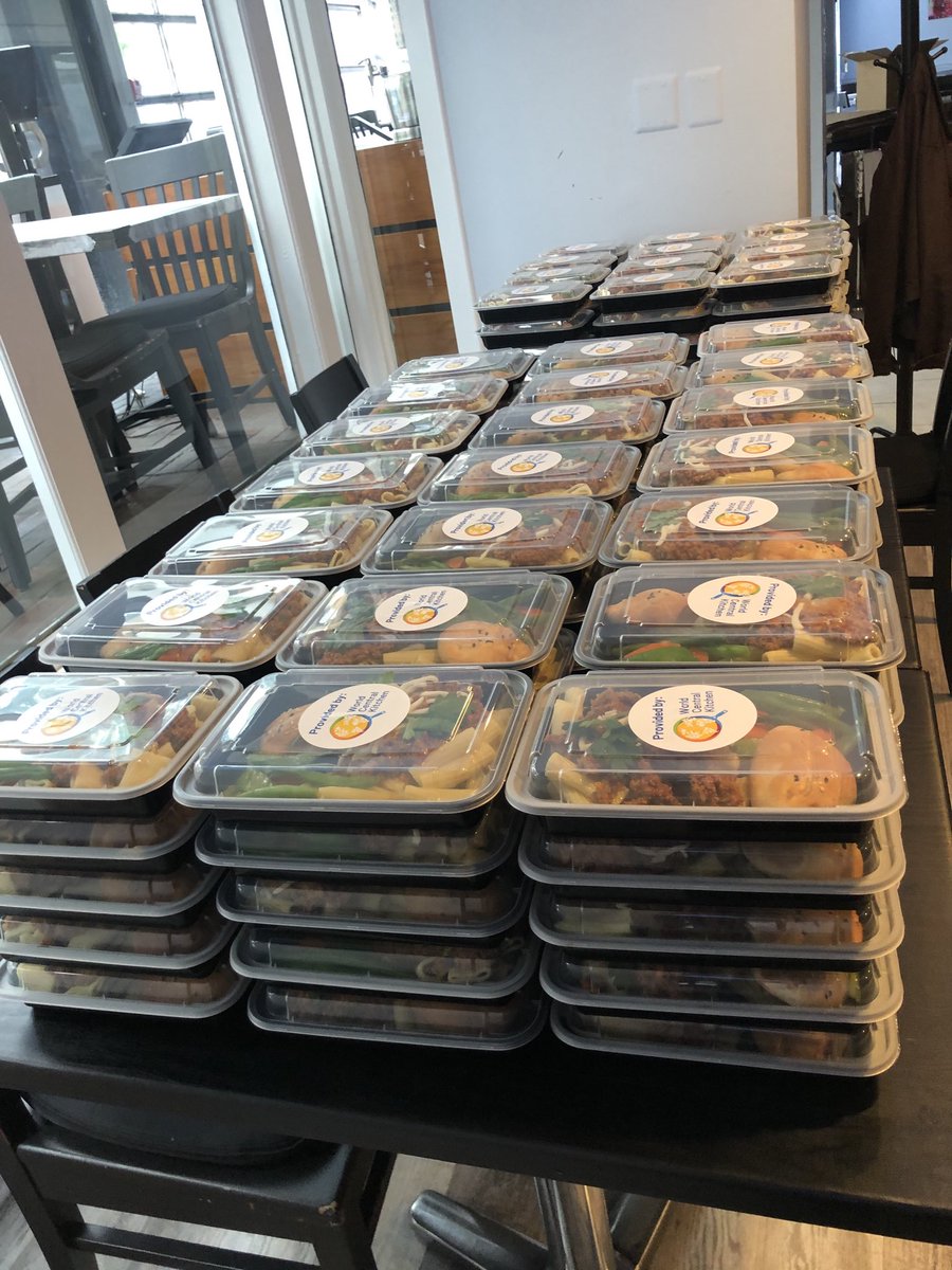 MaziarFarivar's tweet photo. Our second 500 meals of the week served yesterday thanks to ⁦@WCKitchen⁩ ⁦@chefjoseandres⁩ going where they’re needed through a church in northern Va. Our team is proud to be a part of this worthy cause and thankful for the opportunity. Fresh tasty food made w care. https://t.co/dSoYqsmkIi