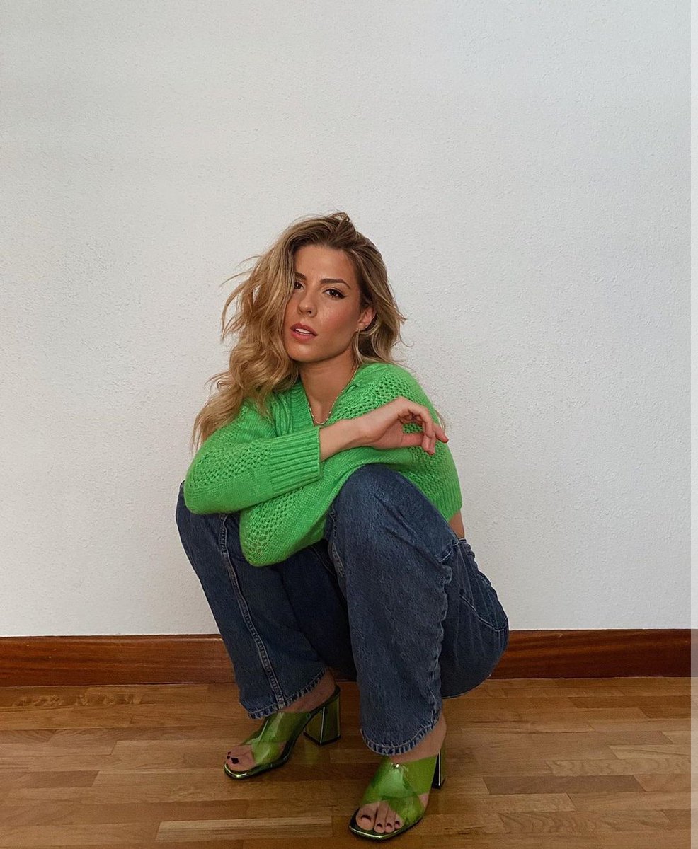 𝐈𝐍𝐒𝐓𝐀𝐆𝐑𝐀𝐌 𝐏𝐎𝐒𝐓.

               ᦾ — ; ❛ para poder ver el brillo a las estrellas tuve que perder miedo a la oscuridad de cerca ❜

   ━━━━━━━━━━━━━━