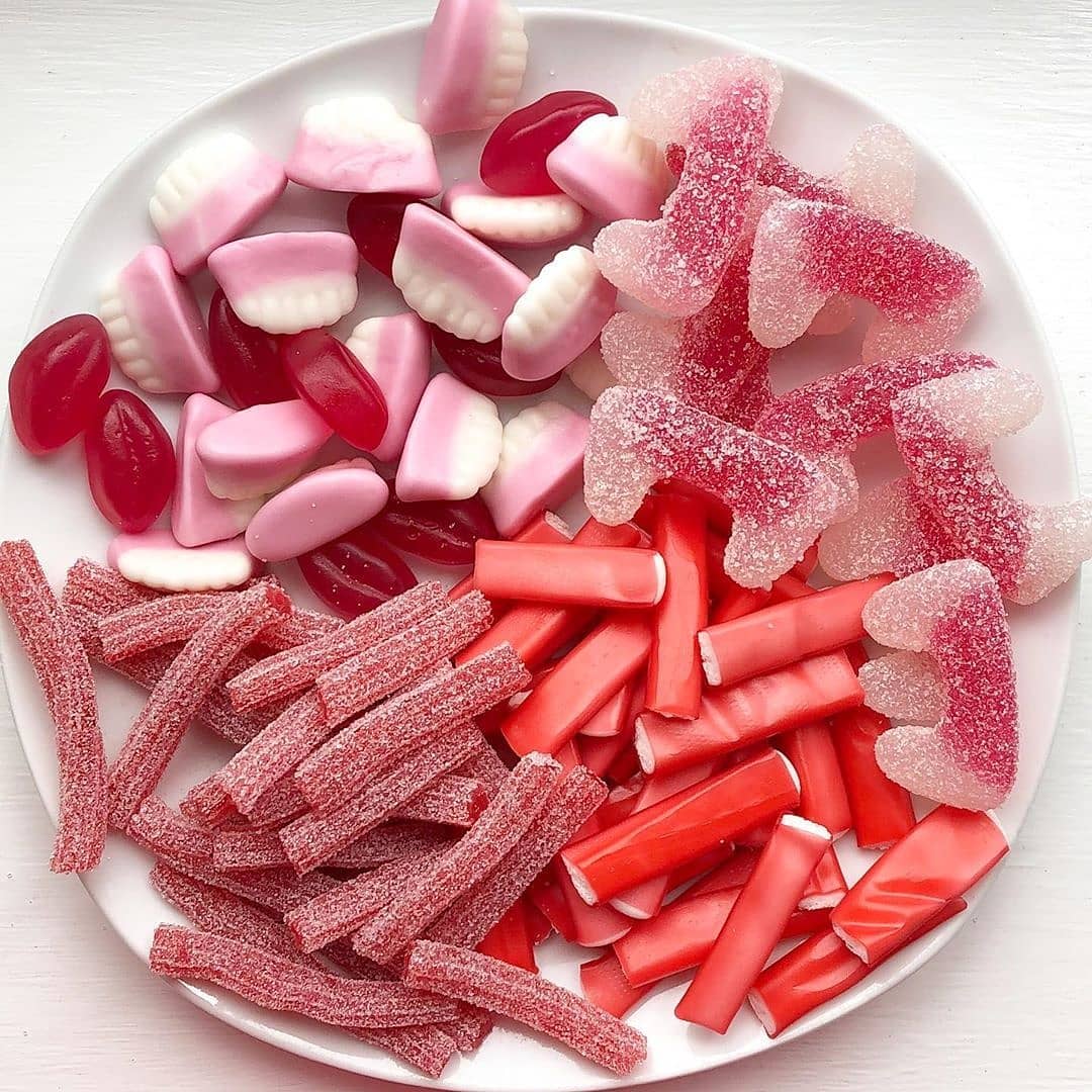 allunhealthy's tweet photo. Candy 🍬🤤 https://t.co/hoQXO2v7ON